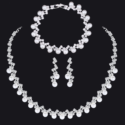 Luxury Shiny Rhinestone & Pearl Necklace, Bracelet and Earrings Jewelry Set