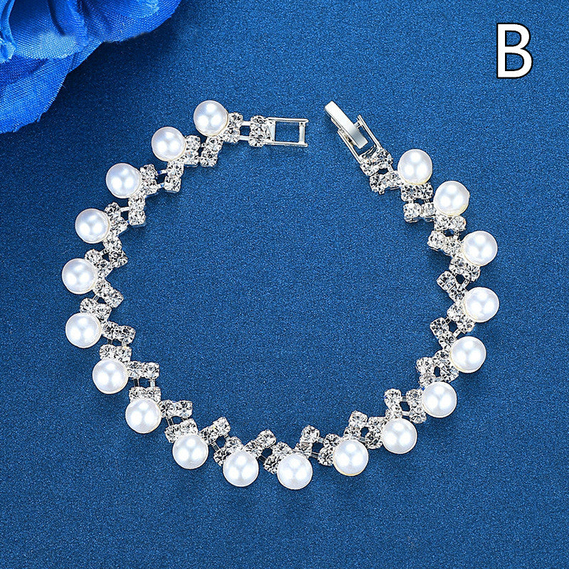 Luxury Shiny Rhinestone & Pearl Necklace, Bracelet and Earrings Jewelry Set