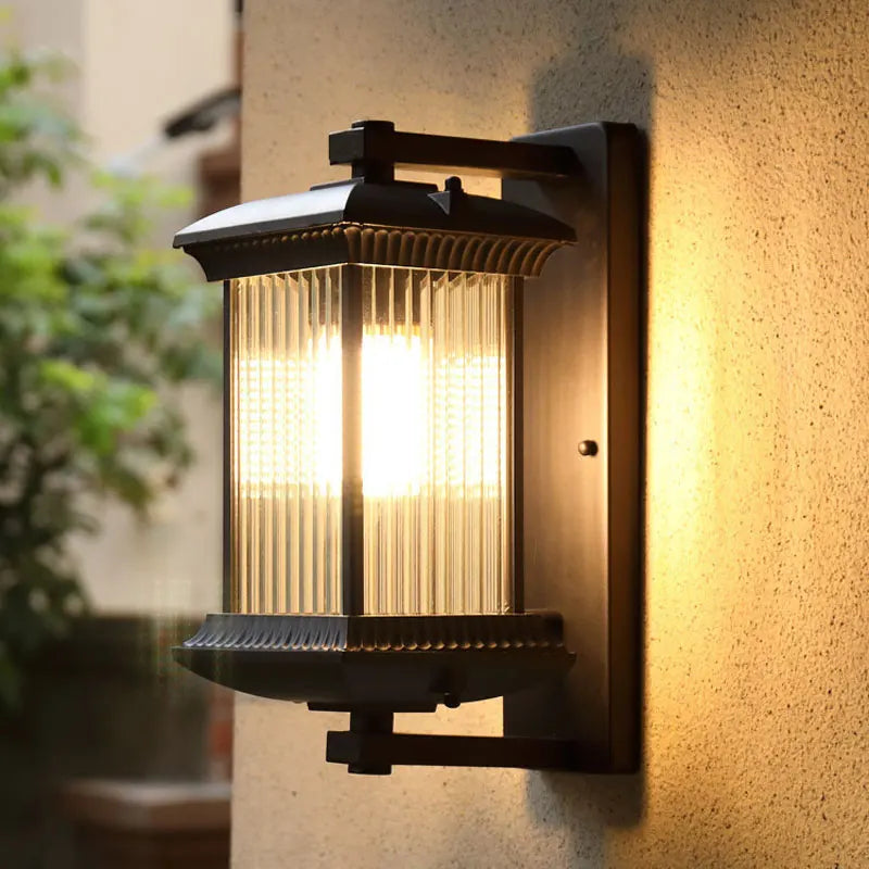 Outdoor Waterproof Metal Wall Lamp – AC90-260V