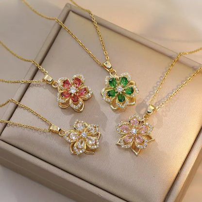 Romantic Zircon Floral Pendant Choker
