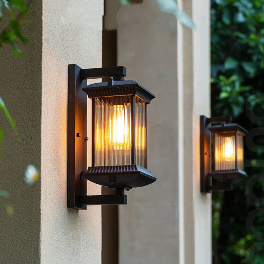 Outdoor Waterproof Metal Wall Lamp – AC90-260V