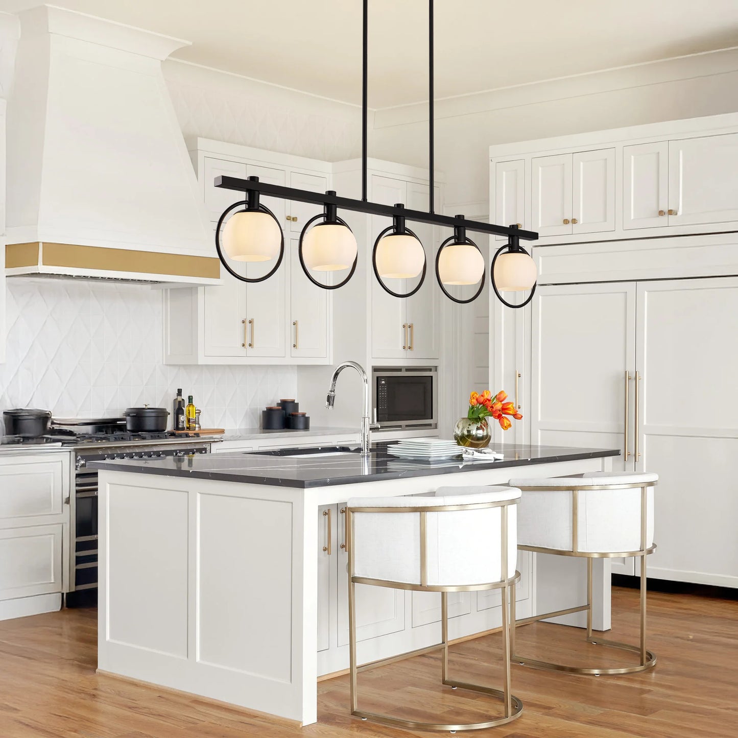 Black Metal Pendant Chandelier