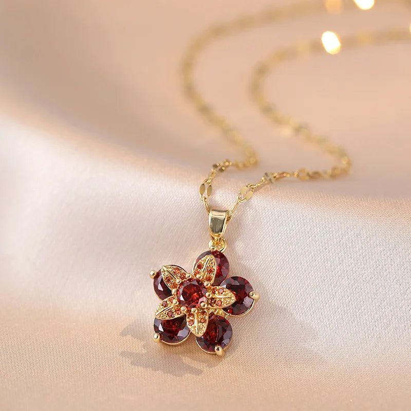 Romantic Zircon Floral Pendant Choker