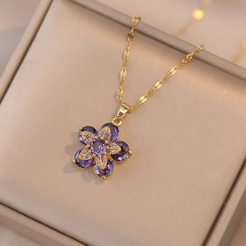 Romantic Zircon Floral Pendant Choker