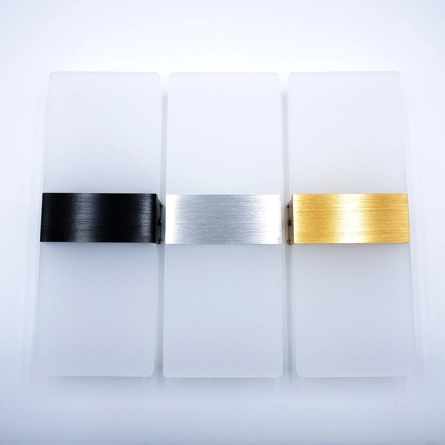 Minimalist LED Wall Sconce - Modern Indoor Lighting
